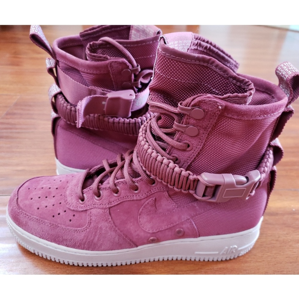 Nike SF Airforce 1 "The Force Is Female" Shoes - Picture 7 of 7